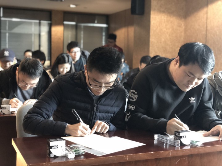 攥指成拳 共促轉型——中天裝飾集團舉辦迎司慶活動