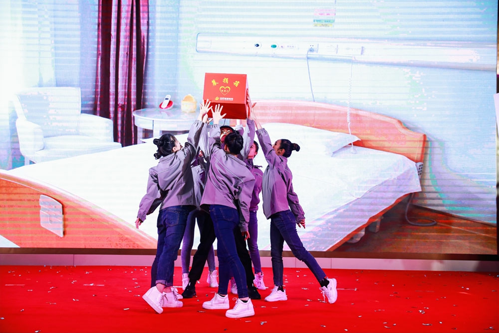 凝心聚力共發(fā)展 砥礪前行促升級