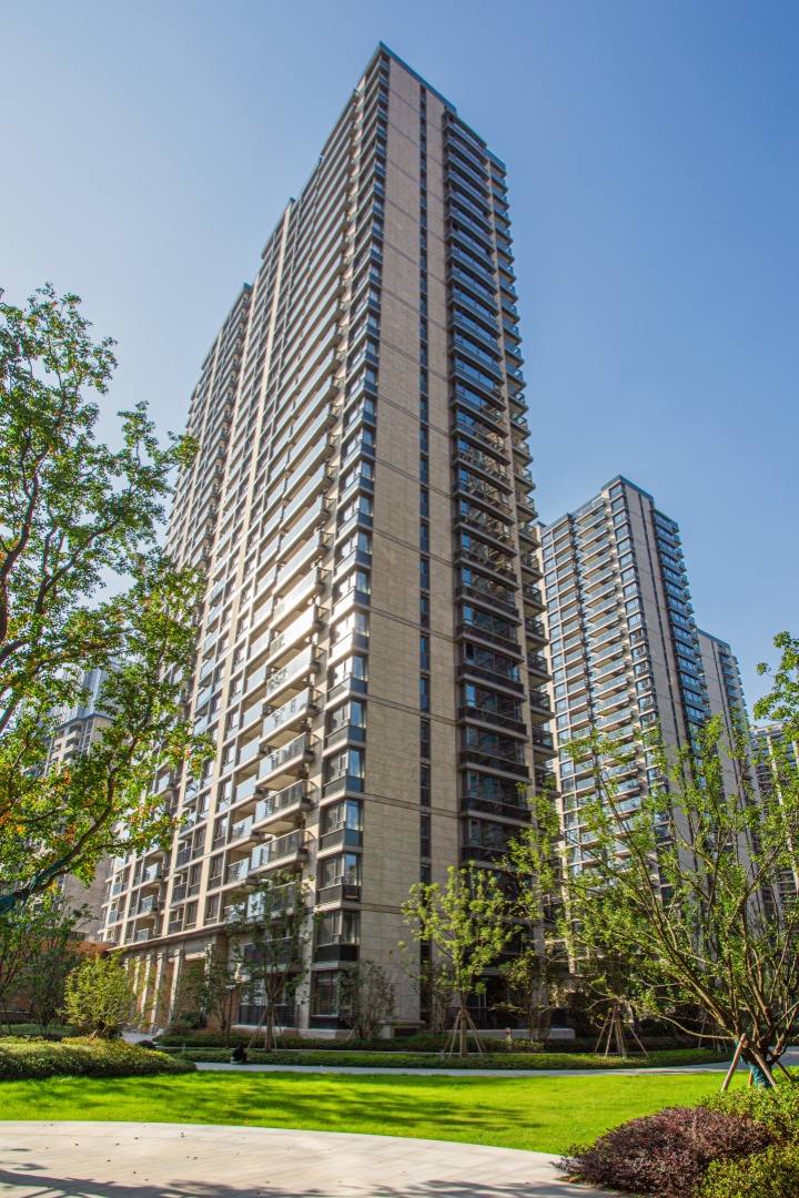 1737357316988136.jpg 上海新湖 (2)_副本.jpg