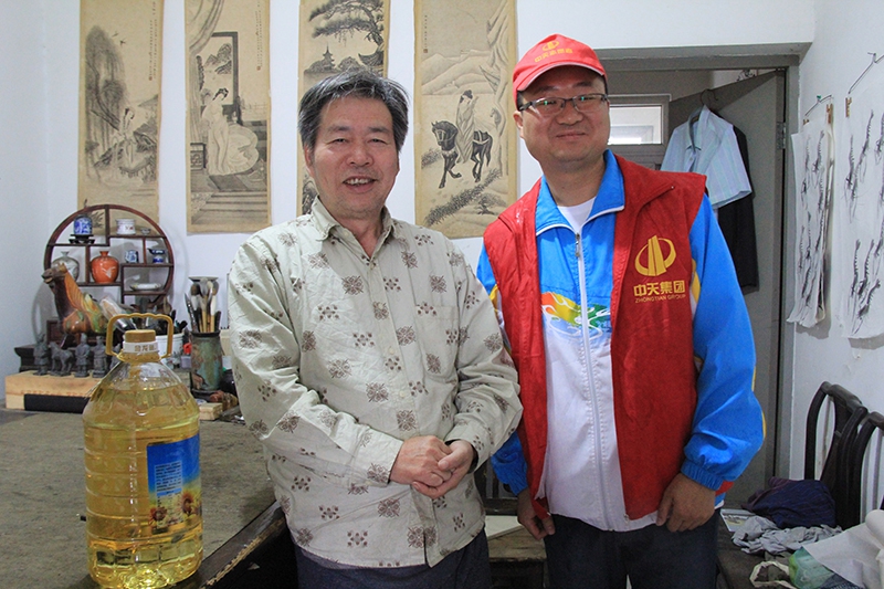 中天集團慈善行動日，我們為貧困、空巢家庭送溫暖