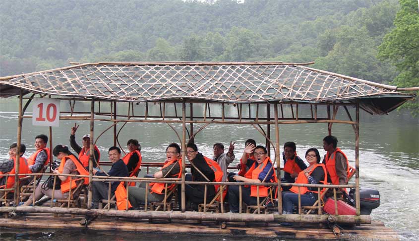 裝飾集團組織員工“富春桃源休閑一日游活動”