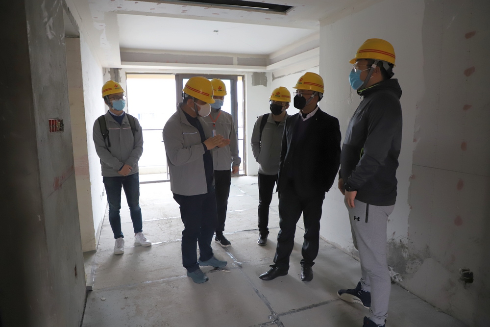 中天控股集團副總裁吳華到精誠裝飾檢查指導(dǎo)工作